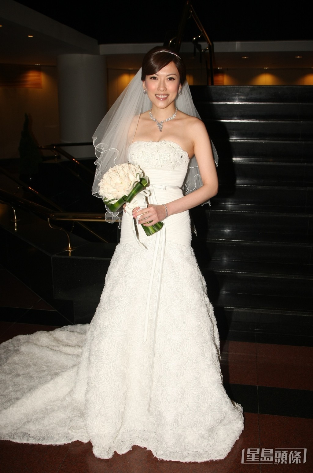 江芷妮在2012年結婚。