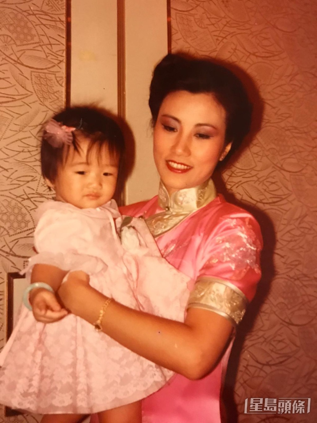 汪明荃看着謝婷婷長大。