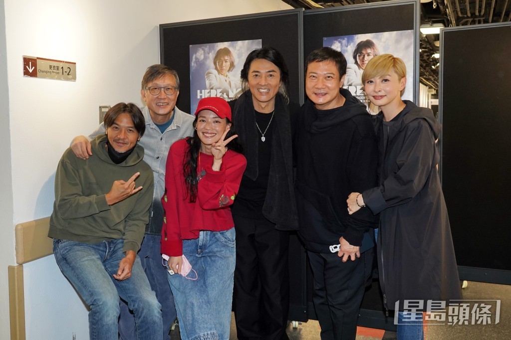 刘伟强（左二）曾执导不少烩炙人口的电影，多年来与不少巨星合作。