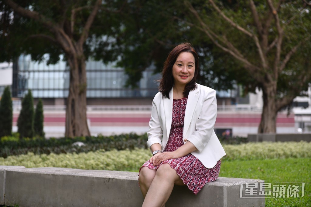 李婉心表示，雖然15至17歲的年青人看似有自主能力，但社會有不少被性侵犯或網絡裸聊騙案以這個年齡層為多，認為這些小朋友心智尚未成熟。陳極彰攝