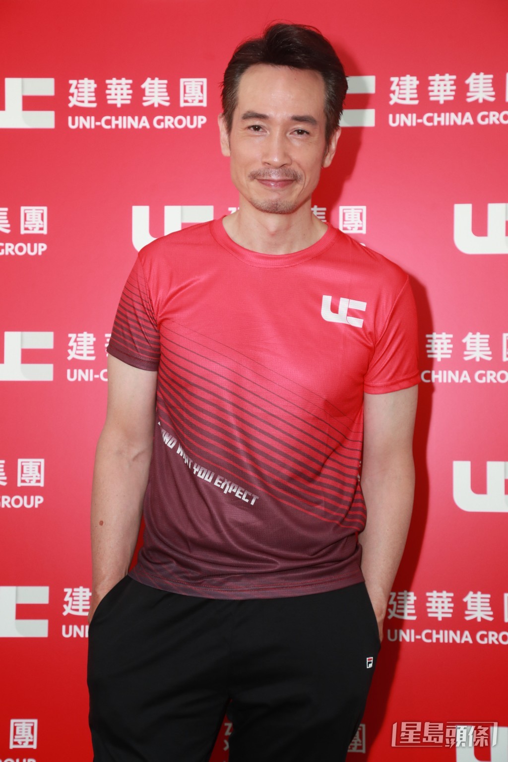 陳豪指老婆與女兒遲點也會去探班，並指三個仔女一直未去過內地，可以趁機認識祖國。