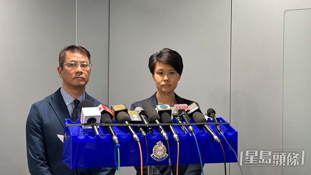 警方商業罪案調查科情報及支援警司陳偉基(圖左)及情報組總督察柯詠恩講述案情。劉漢權攝 警方商業罪案調查科情報及支援警司陳偉基(圖左)及情報組總督察柯詠恩講述案情。劉漢權攝