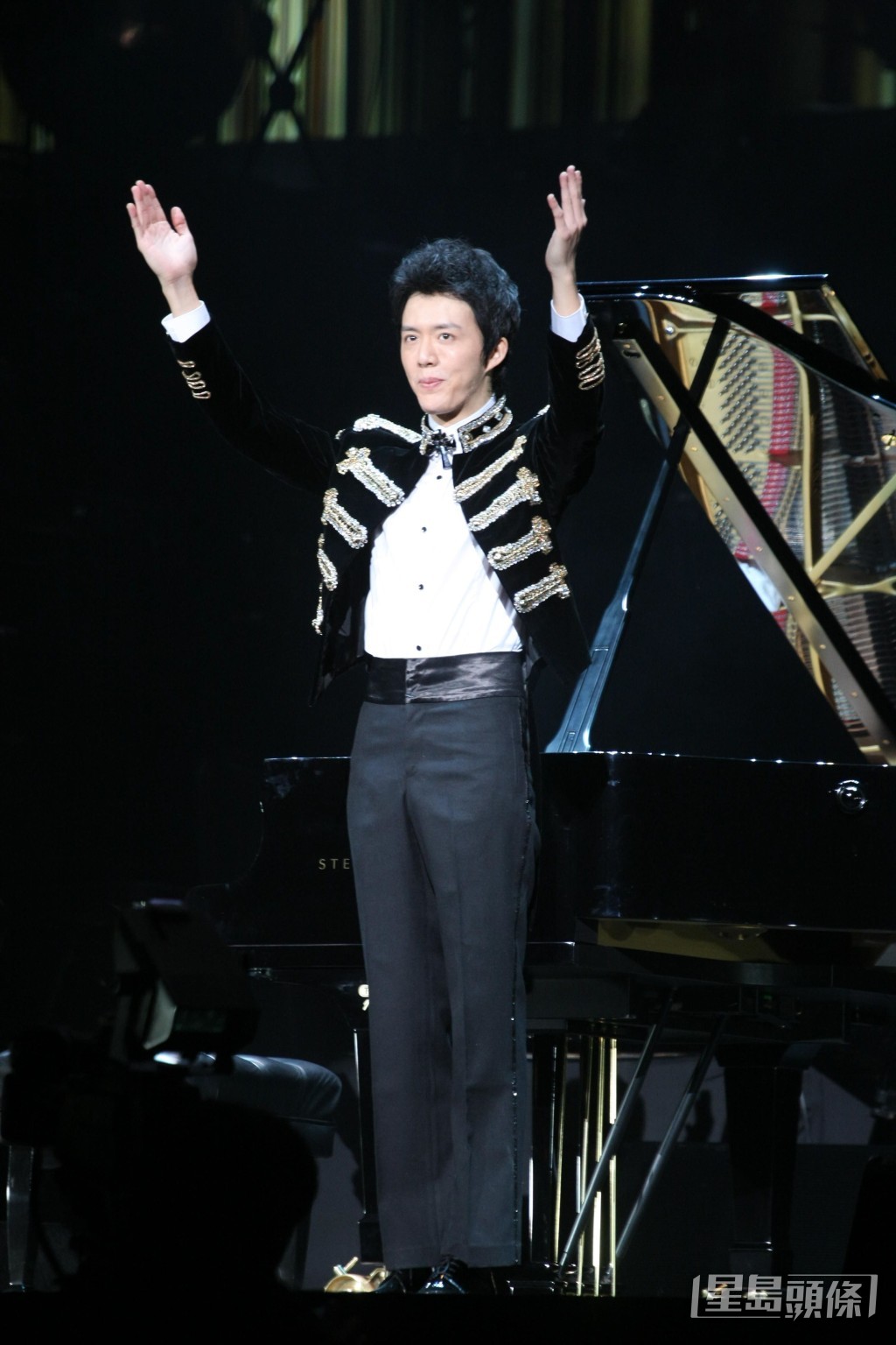 李云迪于2014年首次在红馆举行演奏会。 李云迪于2014年首次在红馆举行演奏会。