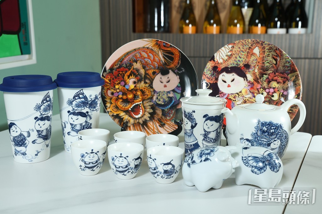 這套台灣陶瓷是出自楊莉莉。