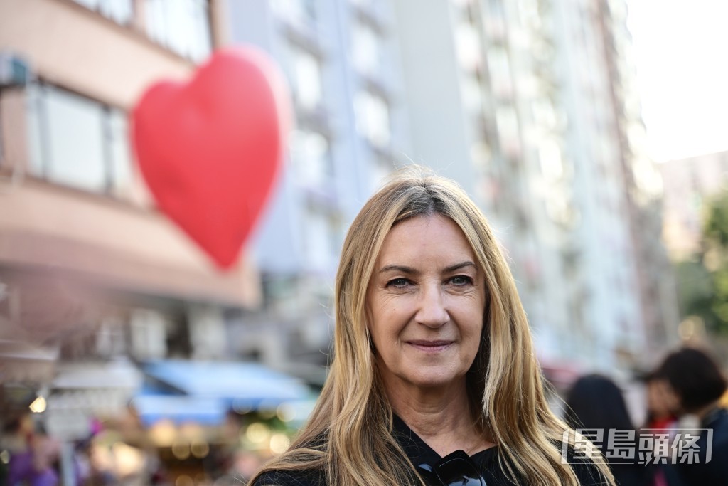 Chubby Hearts設計師Anya Hindmarch。陳極彰攝 Chubby Hearts設計師Anya Hindmarch。陳極彰攝