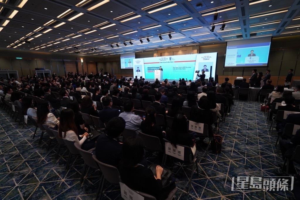 「香港法律周2023」來到最後一日,今日(10日)主題為「『法』展未來」。葉偉豪攝 「香港法律周2023」來到最後一日,今日(10日)主題為「『法』展未來」。葉偉豪攝