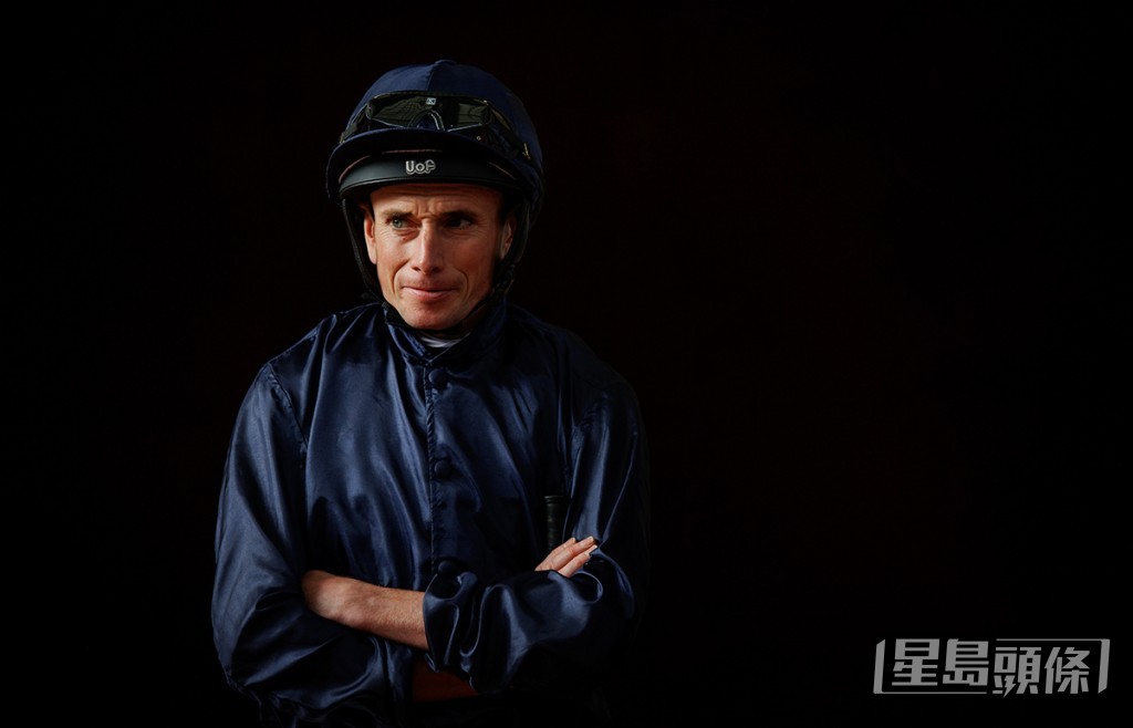 莫雅曾兩度奪得浪琴國際騎師錦標賽冠軍。 莫雅曾兩度奪得浪琴國際騎師錦標賽冠軍。