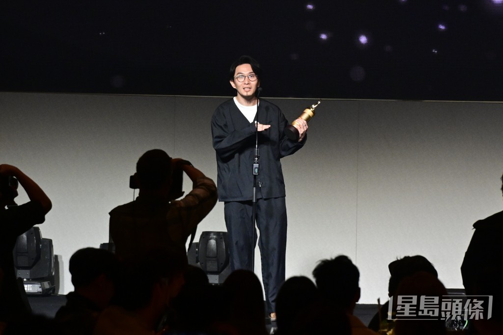 《年少日记》导演卓亦谦夺得“新晋导演”。