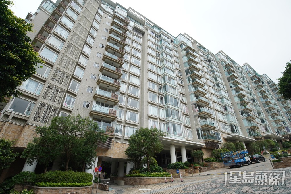 高鈞賢夫婦購入九龍塘畢架山一號單位。 高鈞賢夫婦購入九龍塘畢架山一號單位。