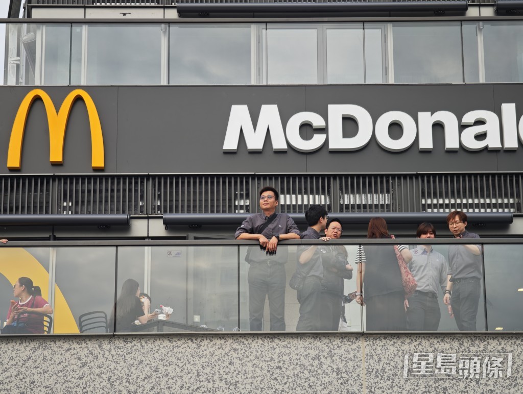 新商場內有超市、街市和不同食肆。陳俊豪攝 新商場內有超市、街市和不同食肆。陳俊豪攝