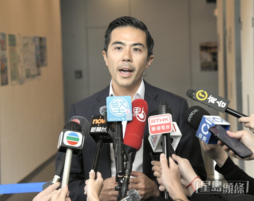 Uber香港區總經理鍾志霆認為,規管網約車平台可令傳統的士和網約車和諧共存。資料圖片 Uber香港區總經理鍾志霆認為,規管網約車平台可令傳統的士和網約車和諧共存。資料圖片