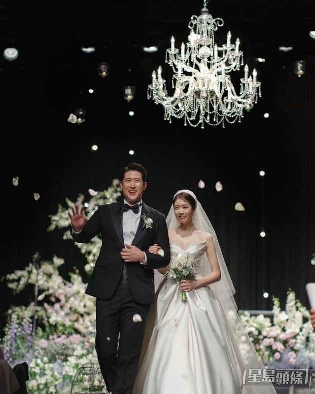 芝妍與棒球手黃載均在2022年閃婚,最終於上月申請離婚。 芝妍與棒球手黃載均在2022年閃婚,最終於上月申請離婚。