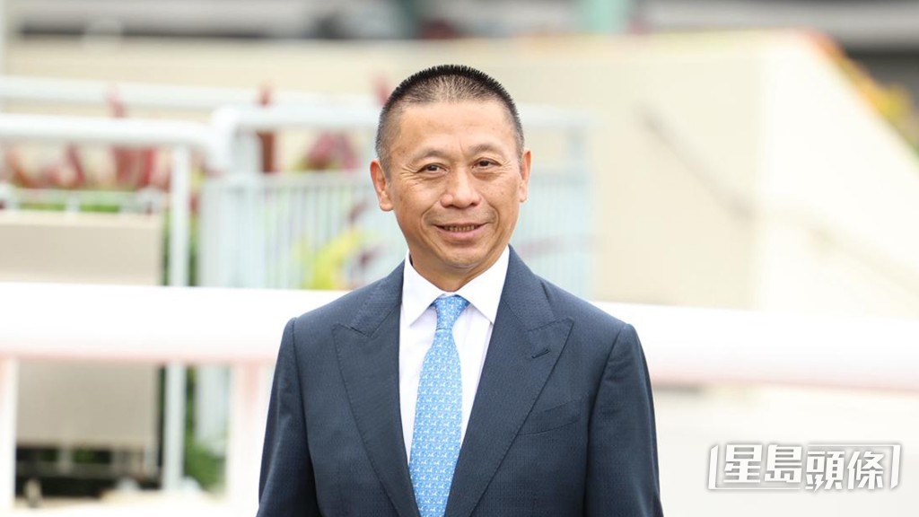 「浪漫鬥士」今朝出跳，沈集成管接管送。