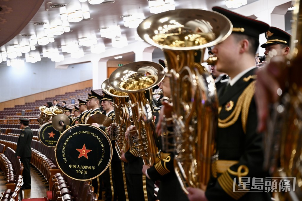 十四屆全國人大四次會議今午（12日）在北京人民大會堂閉幕。劉駿軒攝