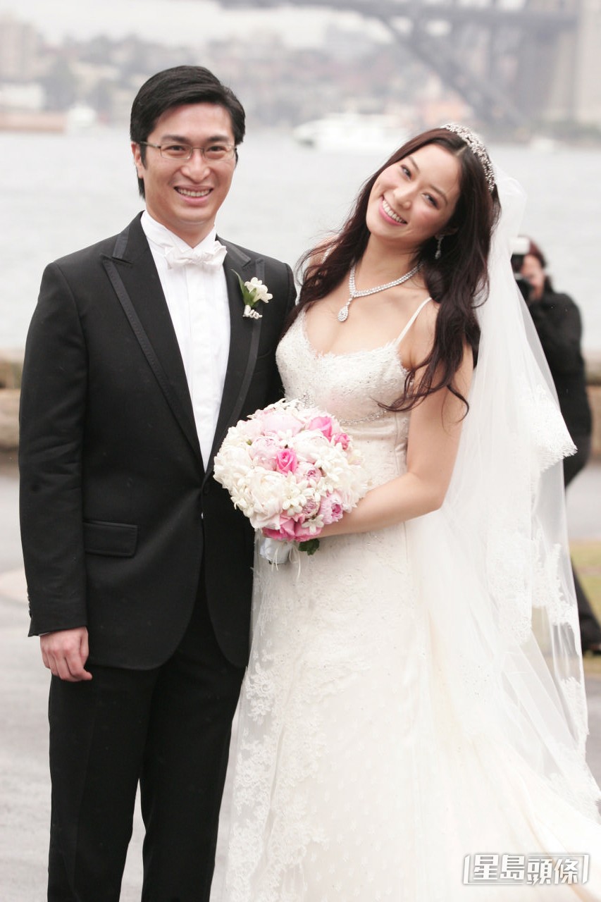 徐子淇2004年與李兆基幼子李家誠拍拖，兩年後在澳洲結婚。