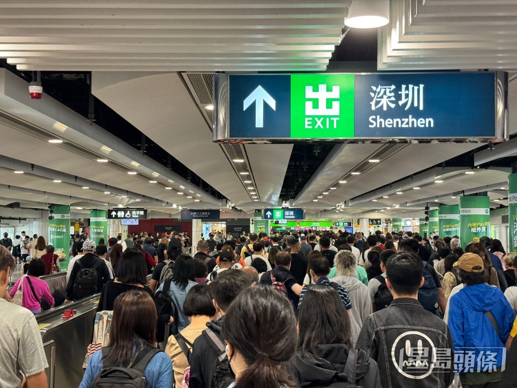 他指現時很多人北上消費亦是同一道理,指以前人們不認同國家,「因為唔鍾意所以唔返去」。資料圖片 他指現時很多人北上消費亦是同一道理,指以前人們不認同國家,「因為唔鍾意所以唔返去」。資料圖片