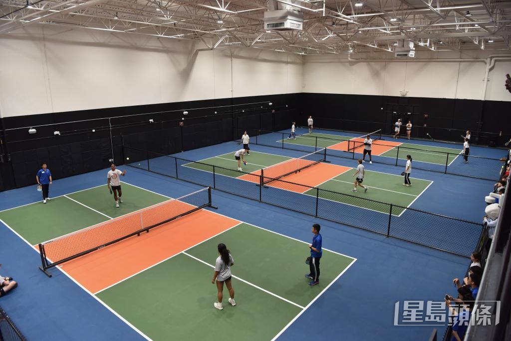 過去1年，本港私營匹克球場地由3間暴增至20間。