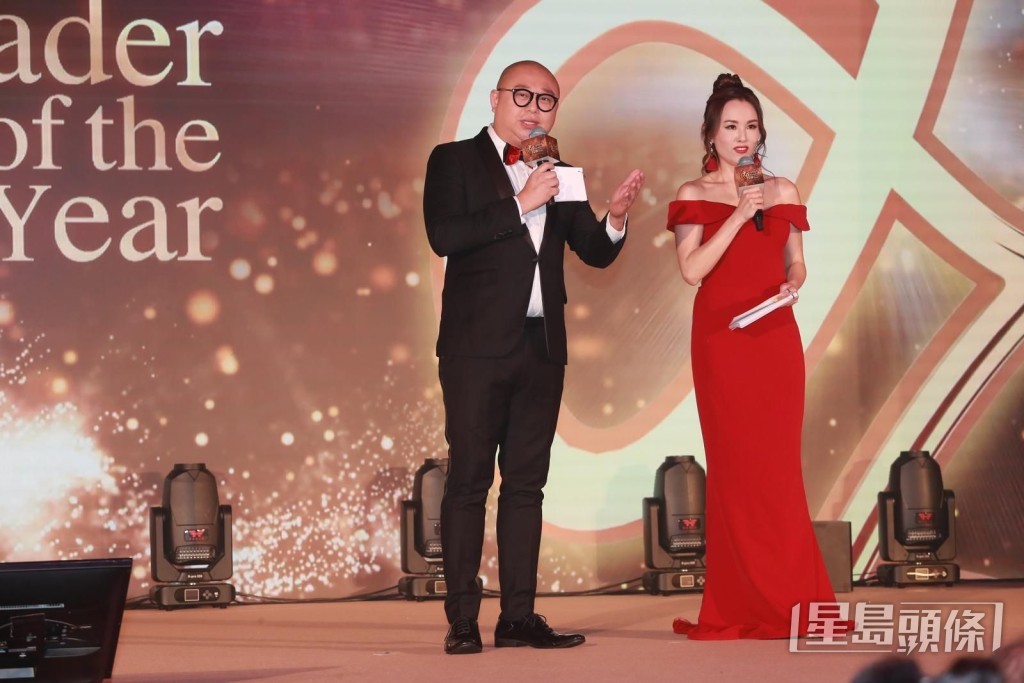 Bob林盛斌與楊洛婷擔任司儀。