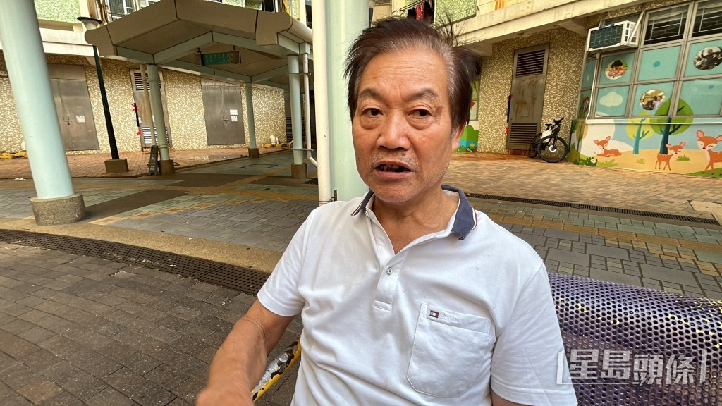 街坊曾先生指政府應增加資源照顧獨居長者。林思明攝