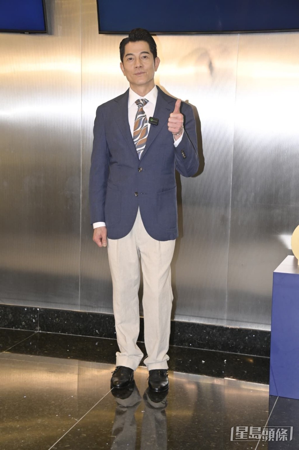 郭富城現身跑馬地馬場出席「冠軍⼈⾺獎候選馬匹公布儀式」。
