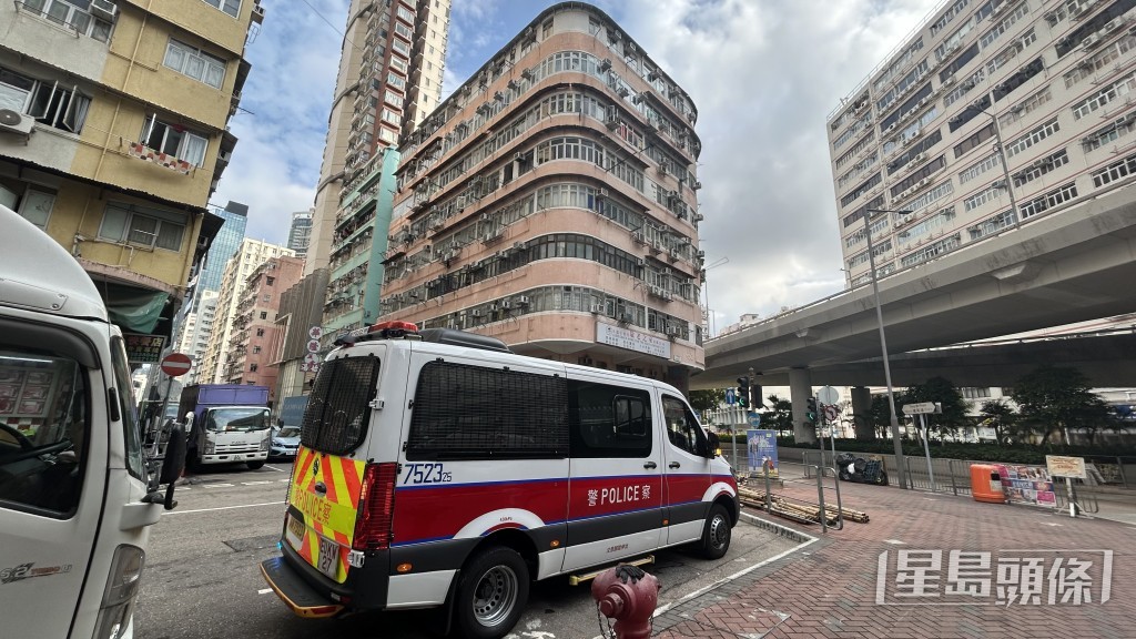 警員到場調查。蔡楚輝攝 警員到場調查。蔡楚輝攝