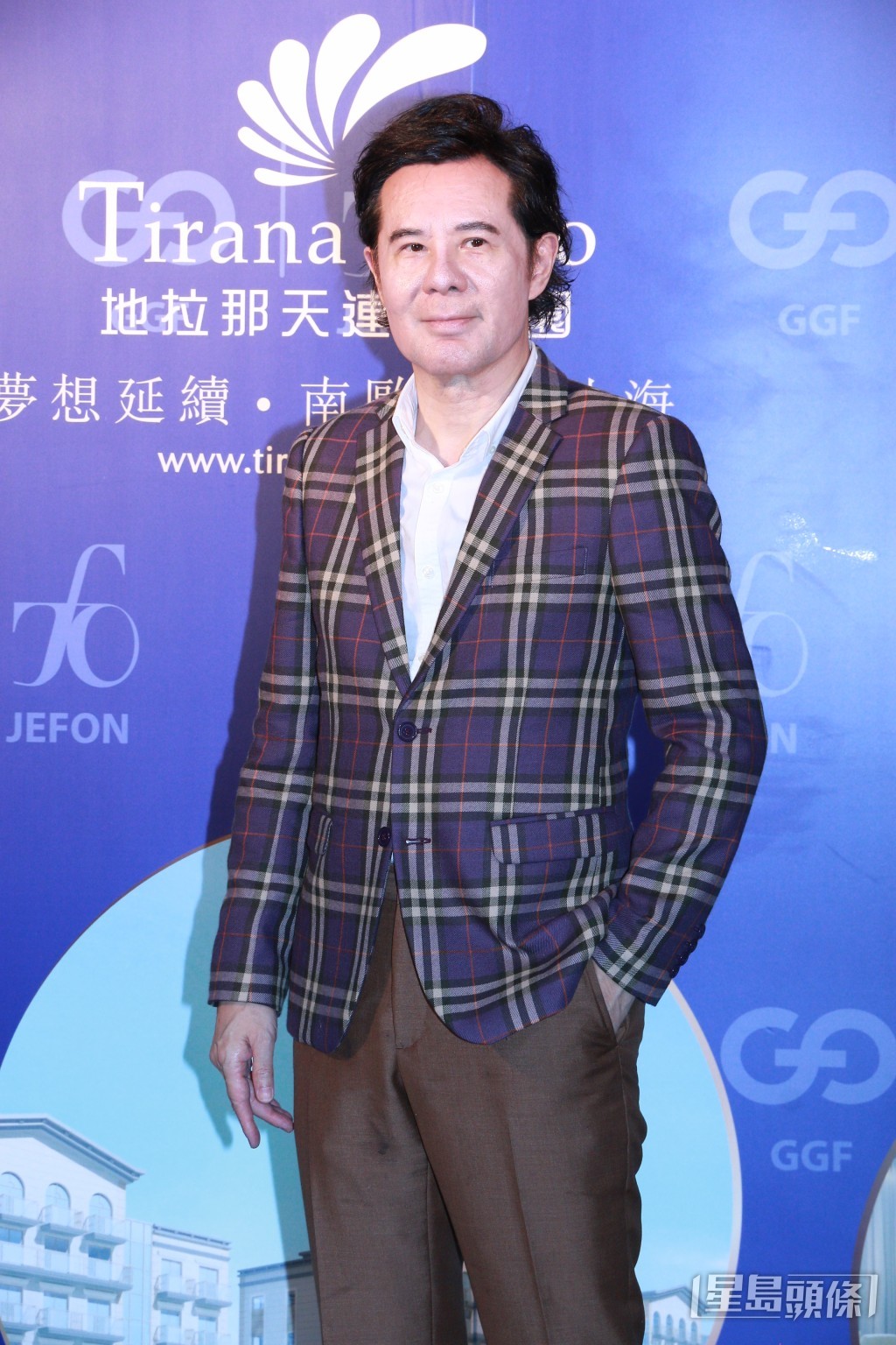 《星島頭條》收到獨家消息，疑似患有失智症的甘國亮被警員帶往將軍澳警署，其後送往醫院接受治療。