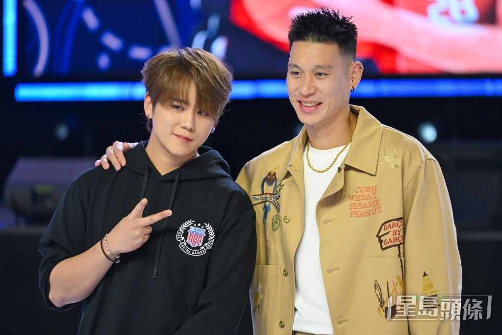 姜濤見林書豪變小粉絲。攝影：魏國謙