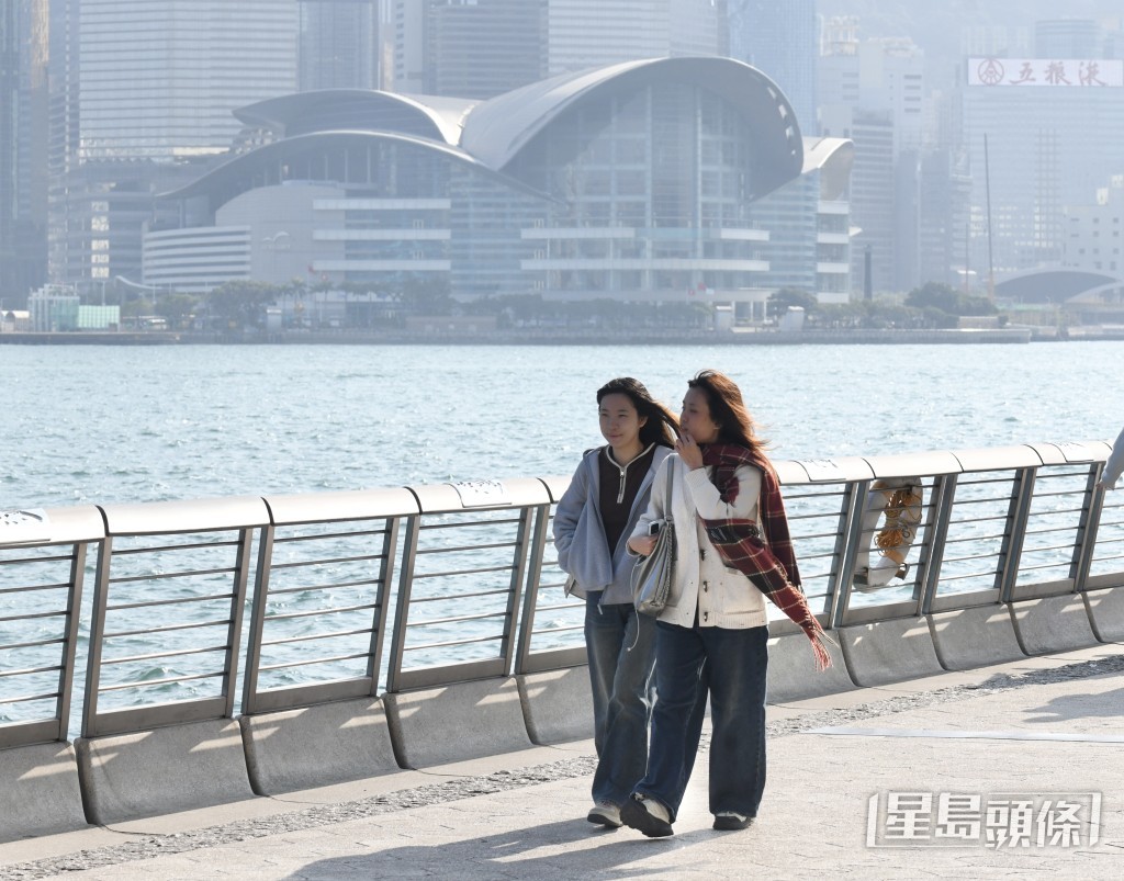 明日（10日）氣溫為16°C至21°C。