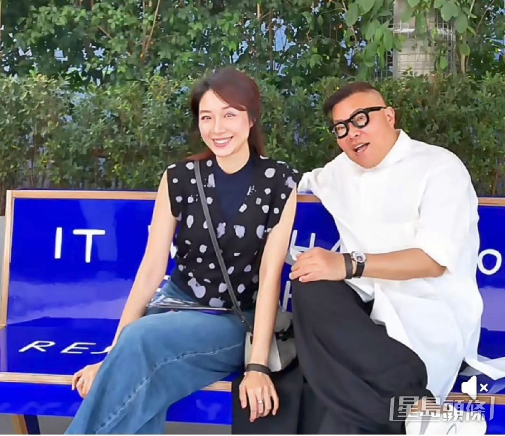 胡慧冲、冬䔹表姐YEN常孖住拍YT片。