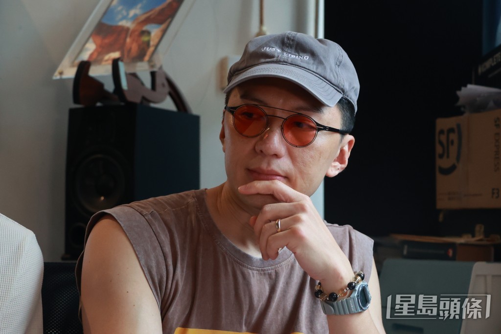 做咗爸爸的袁偉豪已放下執著。