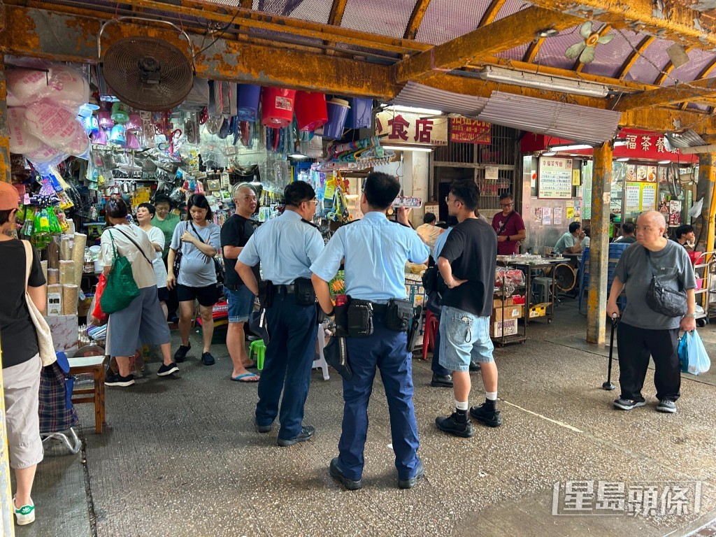 警員到場調查。梁國峰攝