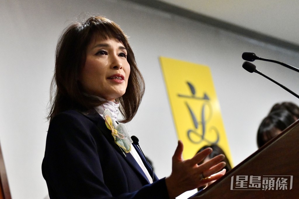 被問及是否因敢言被要求棄選，她表示完全無壓力，希望大家不要猜測。