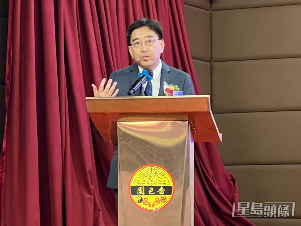行會成員、全國政協常委高永文致辭。曹露尹攝 行會成員、全國政協常委高永文致辭。曹露尹攝