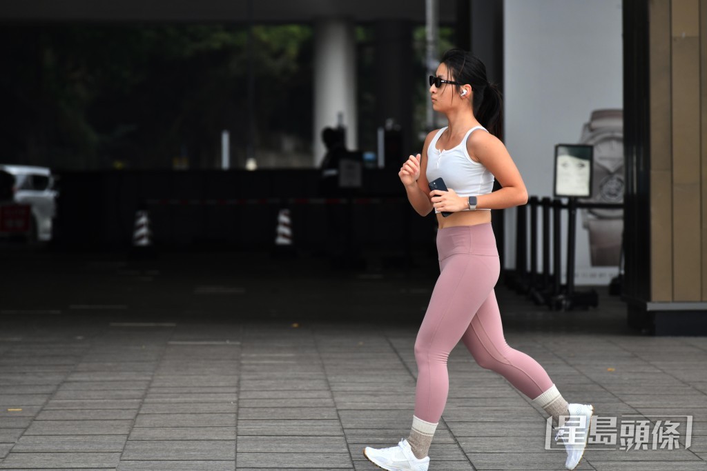 另一股東北季候風會在周末期間抵達華南沿岸，周日（2月1日）低見14°C。資料圖片