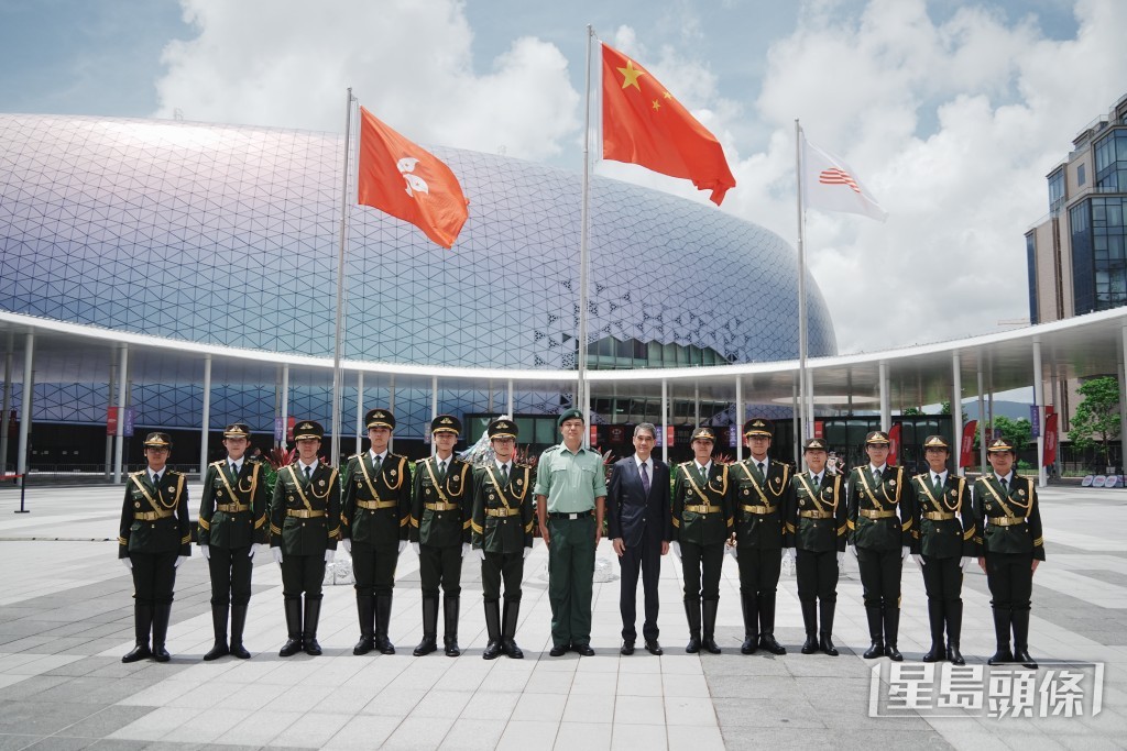 香港青少年軍總會儀仗隊。 香港青少年軍總會儀仗隊。
