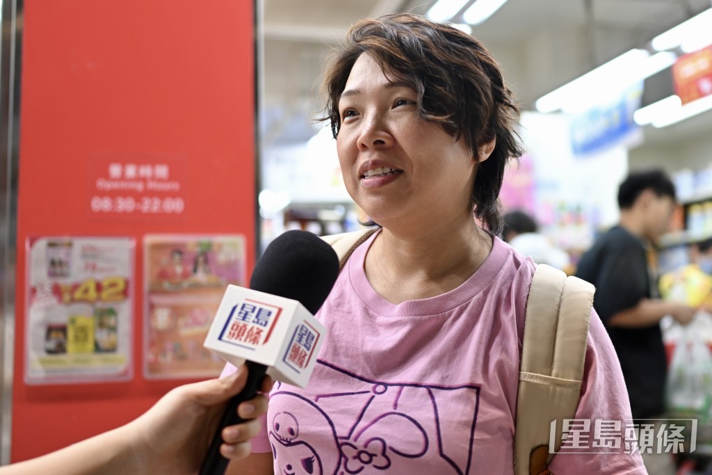 市民陳小姐稱本身想買新鮮菜，但聽說街市很早便賣光，所以直接來超市。