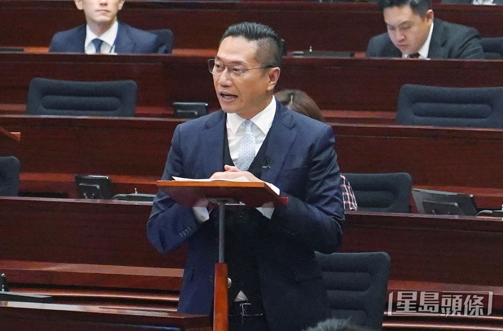 自由黨批發及零售界議員邵家輝。