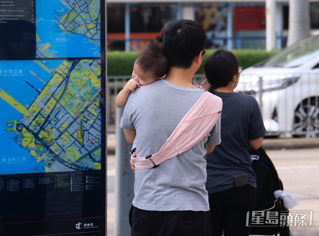 有企業推行領養假、獨生子女照顧假和添孫假等特別假期。 香港中通社 有企業推行領養假、獨生子女照顧假和添孫假等特別假期。 香港中通社