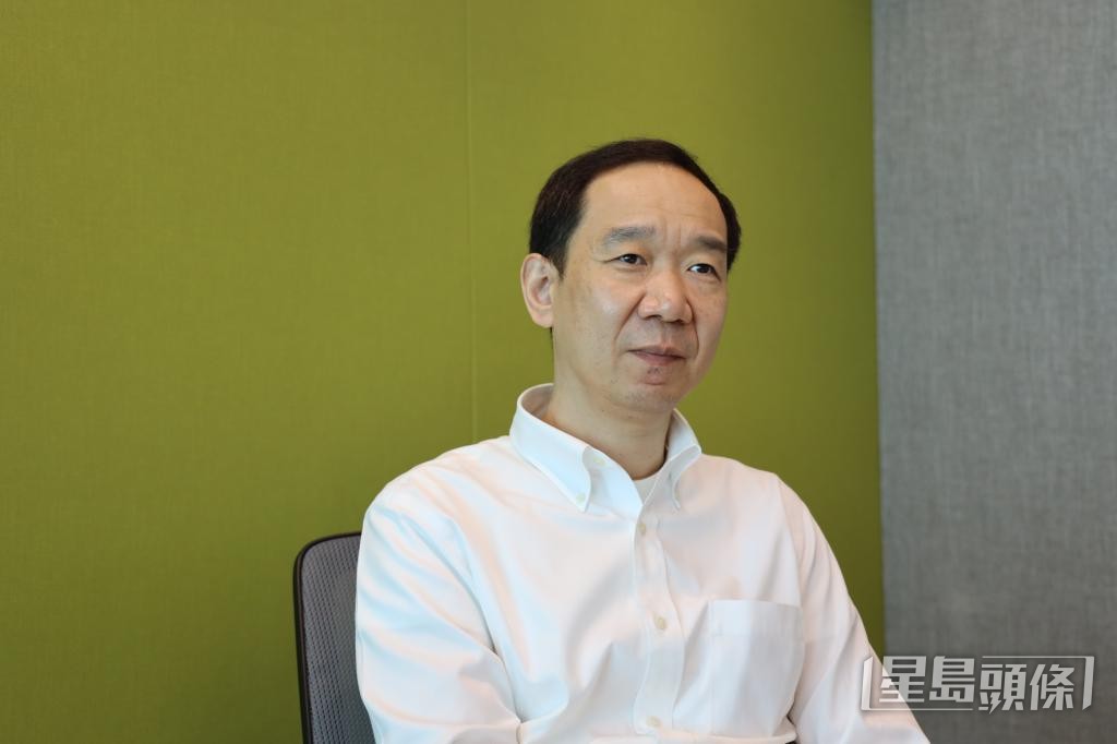 科大計算機科學及工程學系副系主任郭嵩教授指，AI可快速解析並構建「權限圖譜」。 資料圖片