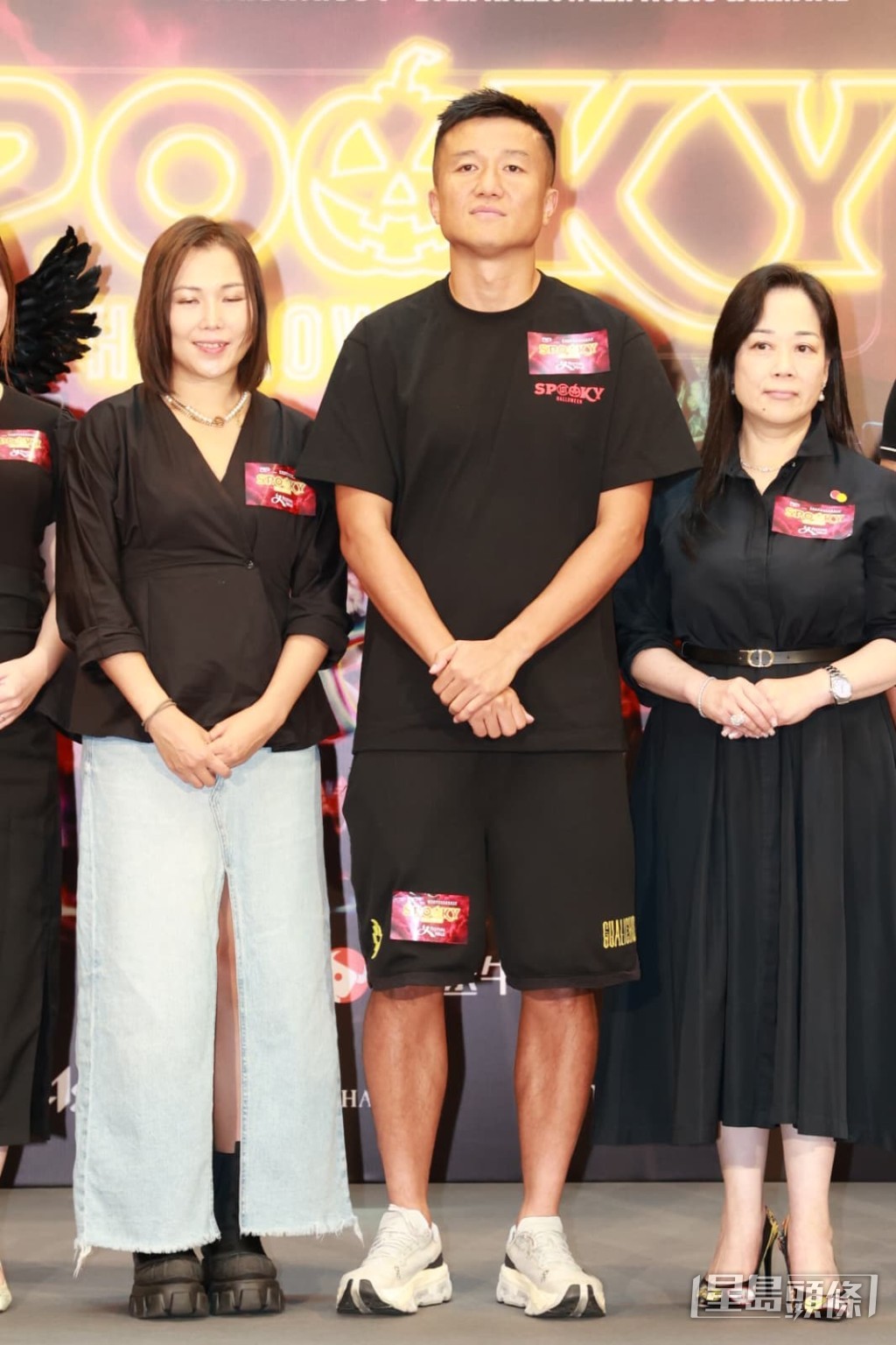 《東周刊》獨家爆JW去年11月秘嫁富貴足球隊班主兼音樂界猛人王至尊。 《東周刊》獨家爆JW去年11月秘嫁富貴足球隊班主兼音樂界猛人王至尊。