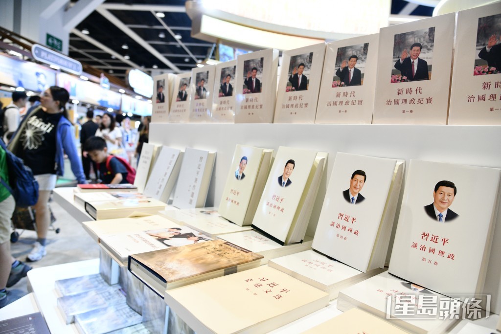 今年書展整體人流及生意明顯較去年弱。 今年書展整體人流及生意明顯較去年弱。