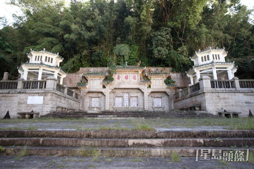 馬場大火後，政府於1922年興建馬場先難友紀念碑，悼念死難者。
