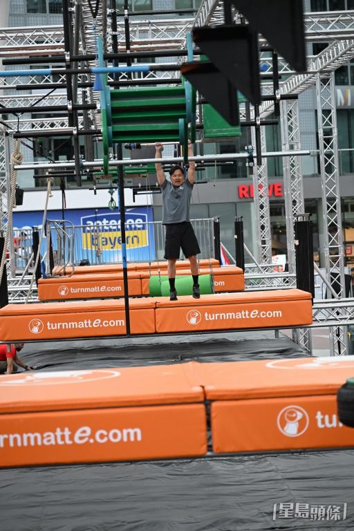 去年，鍾衍洋受邀到德國參加世界邀請賽。 受訪者提供