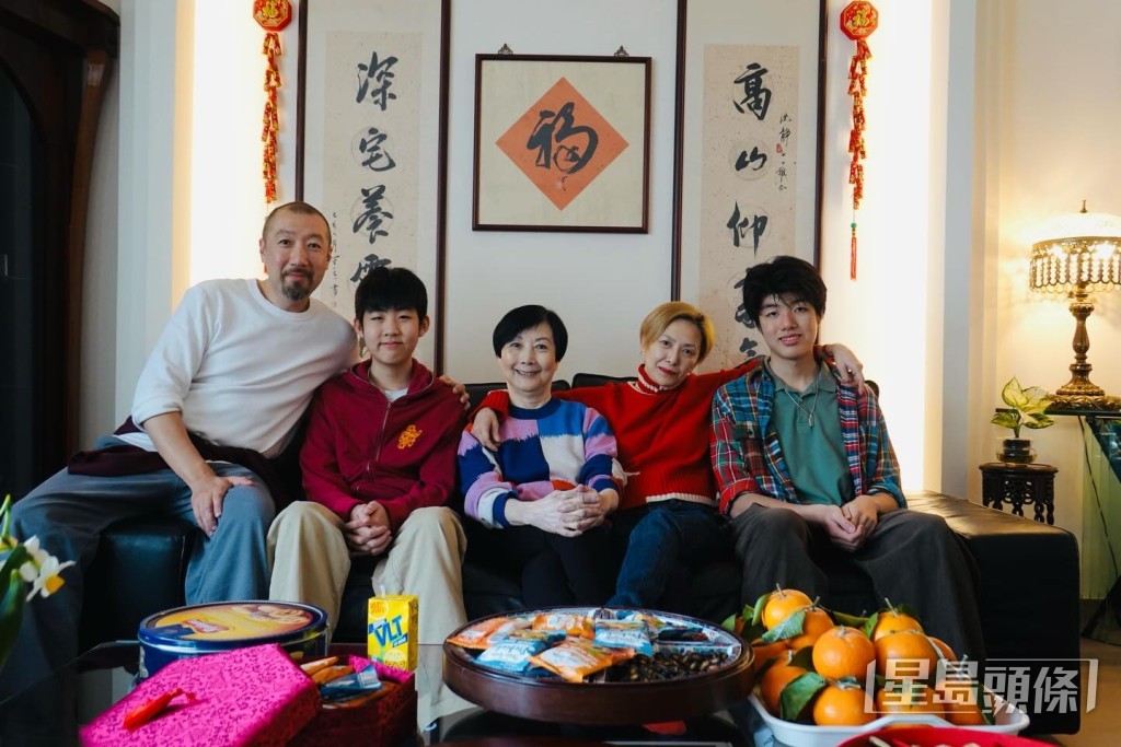 陳慧琳家庭照。
