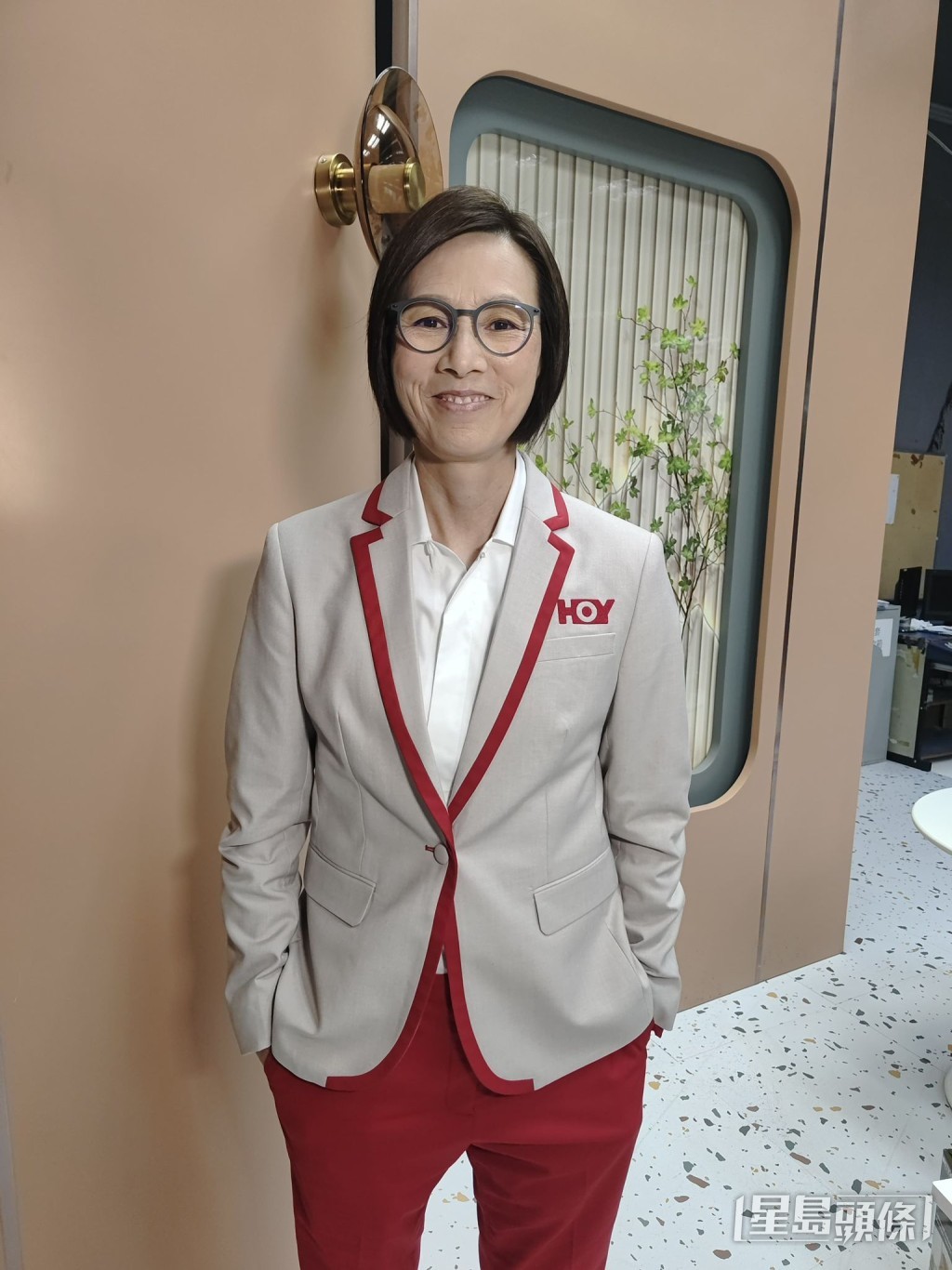 珊珊唔介意变成“吉祥物”。