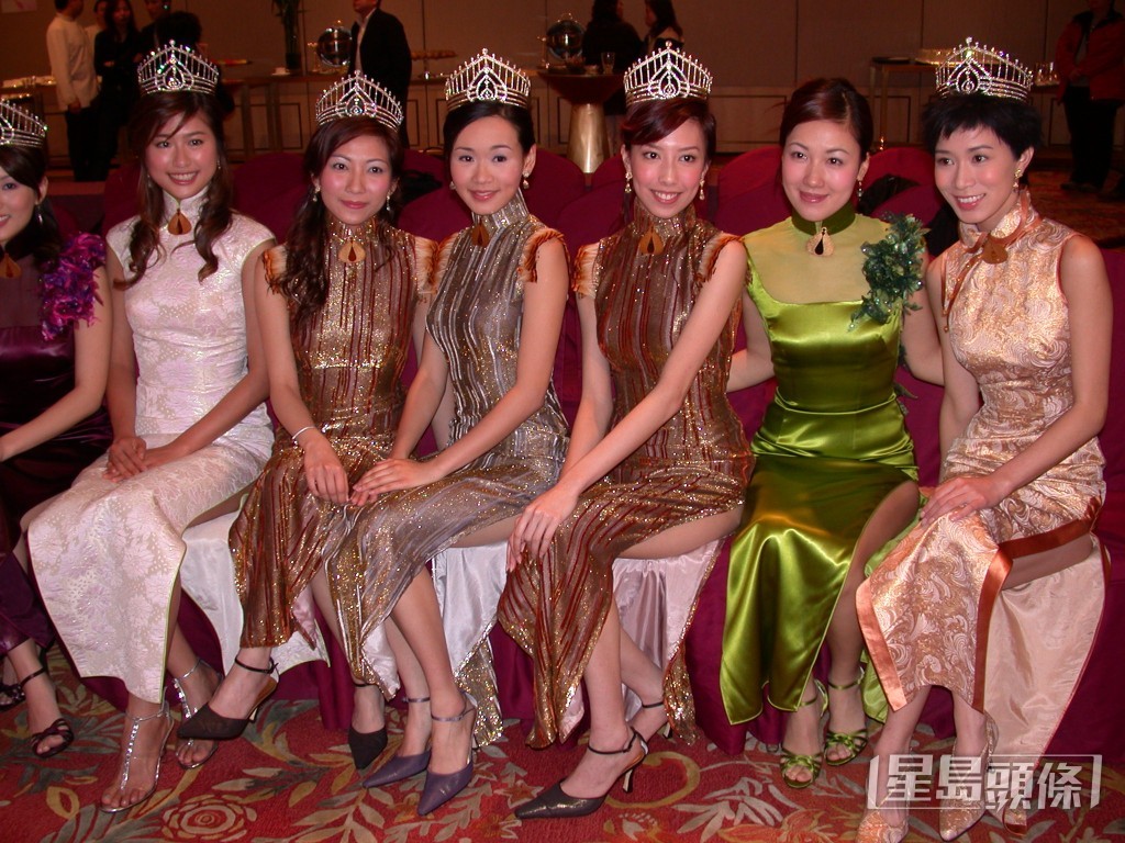 佘詩曼（右一）1997年當選香港小姐季軍後，不久就得到拍劇機會。
