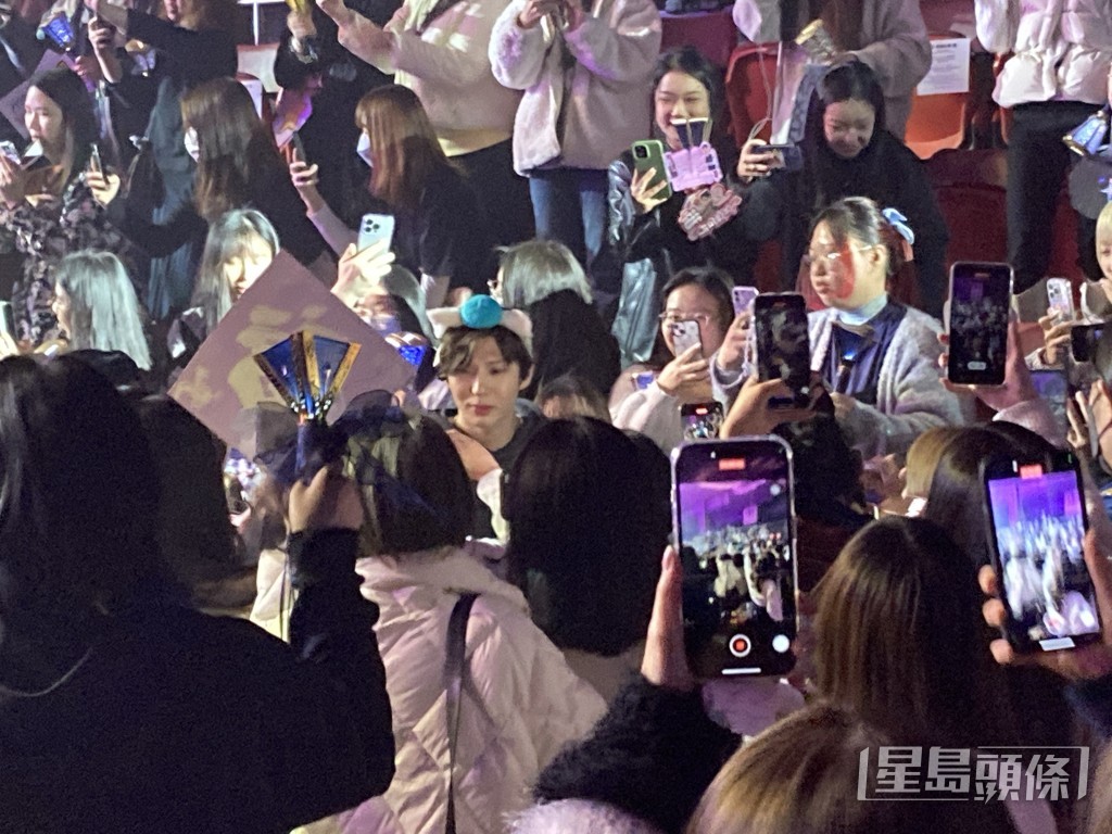 Encore時,成員於觀眾席現身 Encore時,成員於觀眾席現身