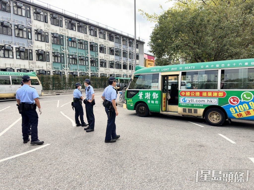 警員到場調查。梁國峰攝 警員到場調查。梁國峰攝