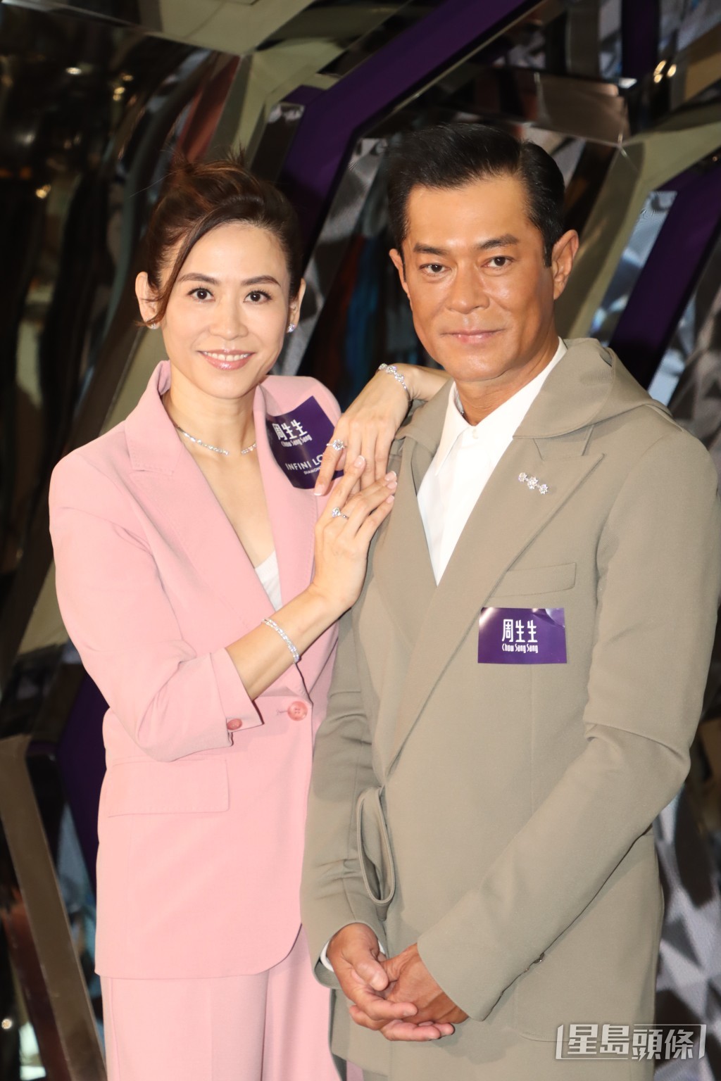 古天乐生日愿望是全家人身体健康。