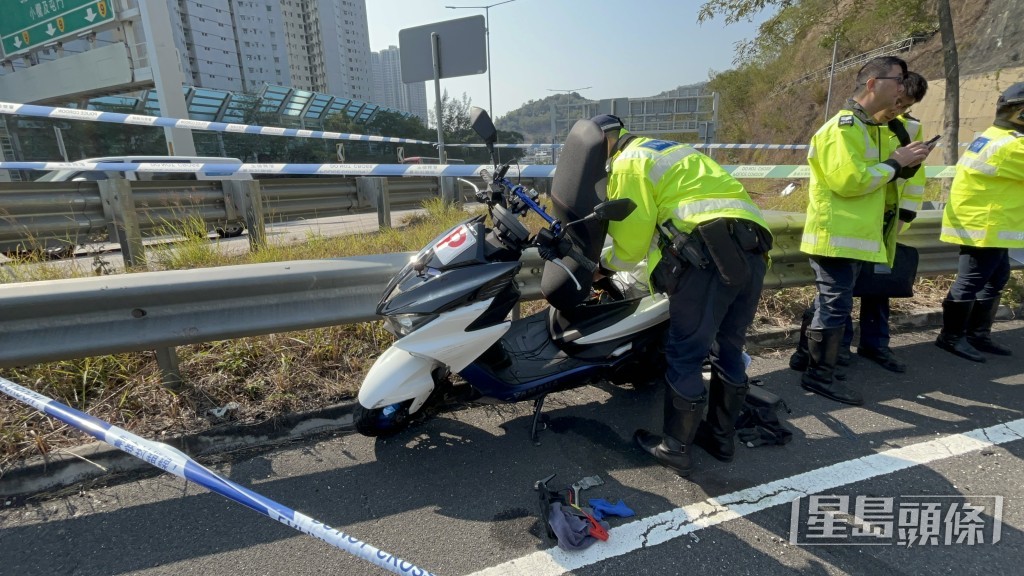 警員到場調查。楊偉亨攝